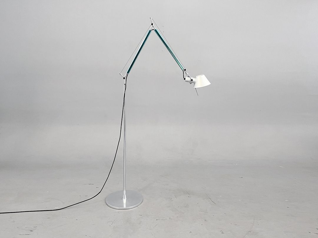 Foto Bendable Metallic Blue Floor Lamp h220 B2