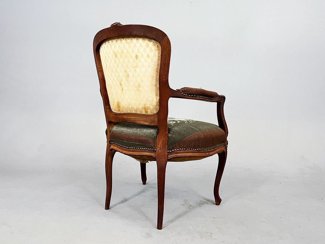 Foto Imposing Armchair Rococo with Floral Upholstery Dark Brown Armrest h87