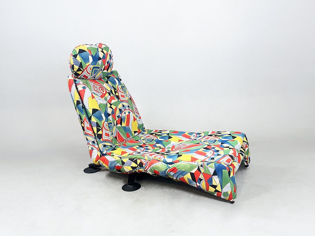 Foto Crazy Memphis Style Multi-Function Armchair, Folds out to a Lounger