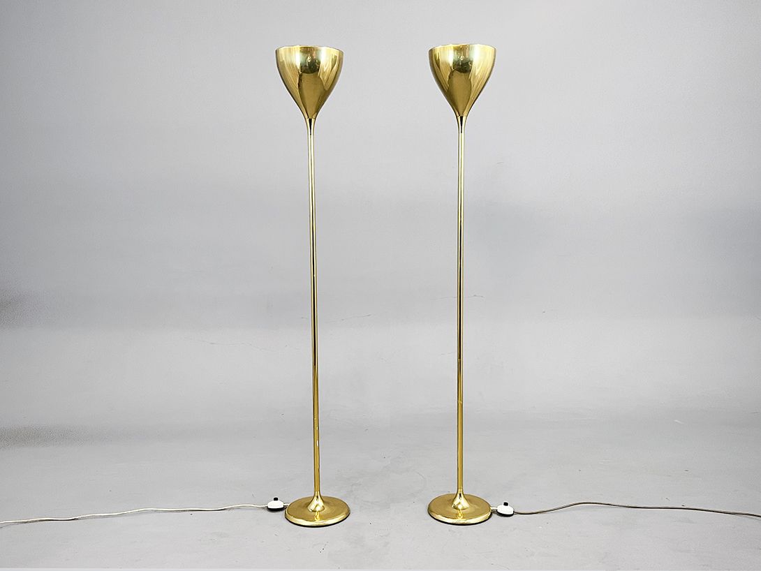 Foto Slim Goblet Shaped Floor Lamp Brass h167  D3