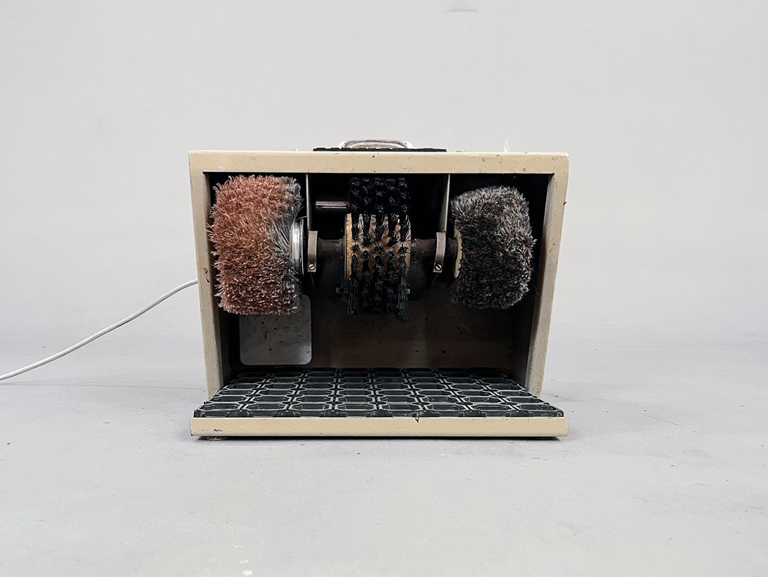 Foto Compact Shoe Cleaning Device h25