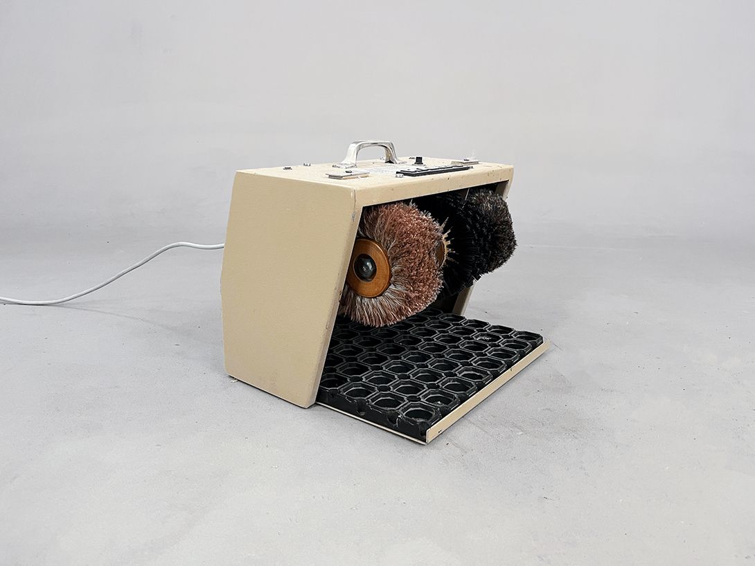 Foto Compact Shoe Cleaning Device h25
