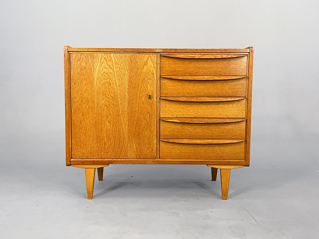 Foto Small Hellerau Sideboard with Right Side Drawers GDR w100