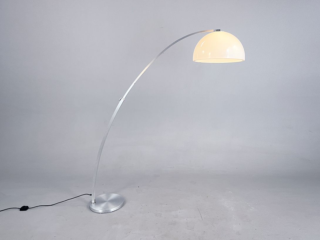 Foto Adjustable Curved Floor Lamp Space Age h180x130x43 A1