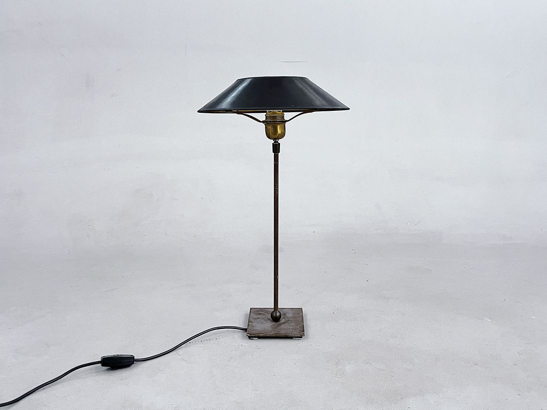 Foto Small Vintage Brass Lamp with Black Shade with Kontor 1909 h75 RG4