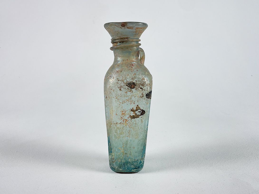 Foto Vase with Handle in a Iridescent Weathered Look h22