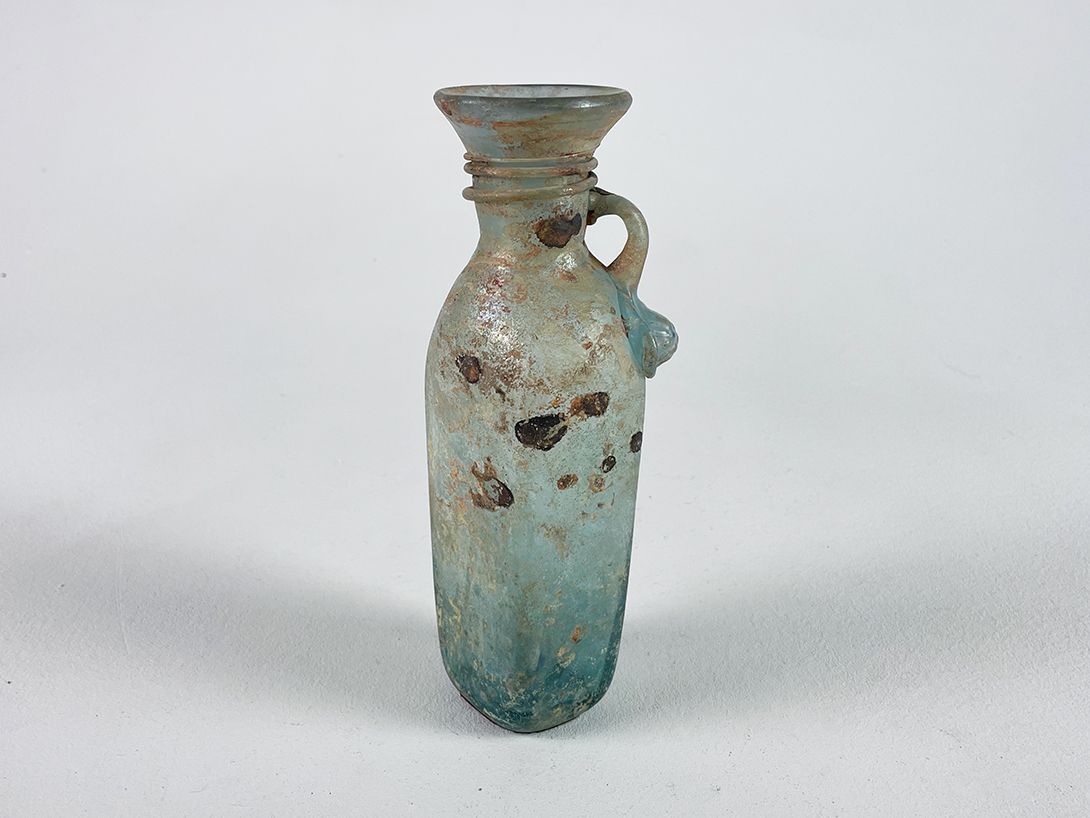 Foto Vase with Handle in a Iridescent Weathered Look h22