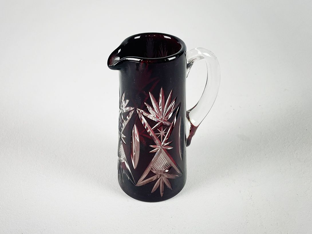 Foto Small Cut Dark Red Bohemian Crystal Jug h14
