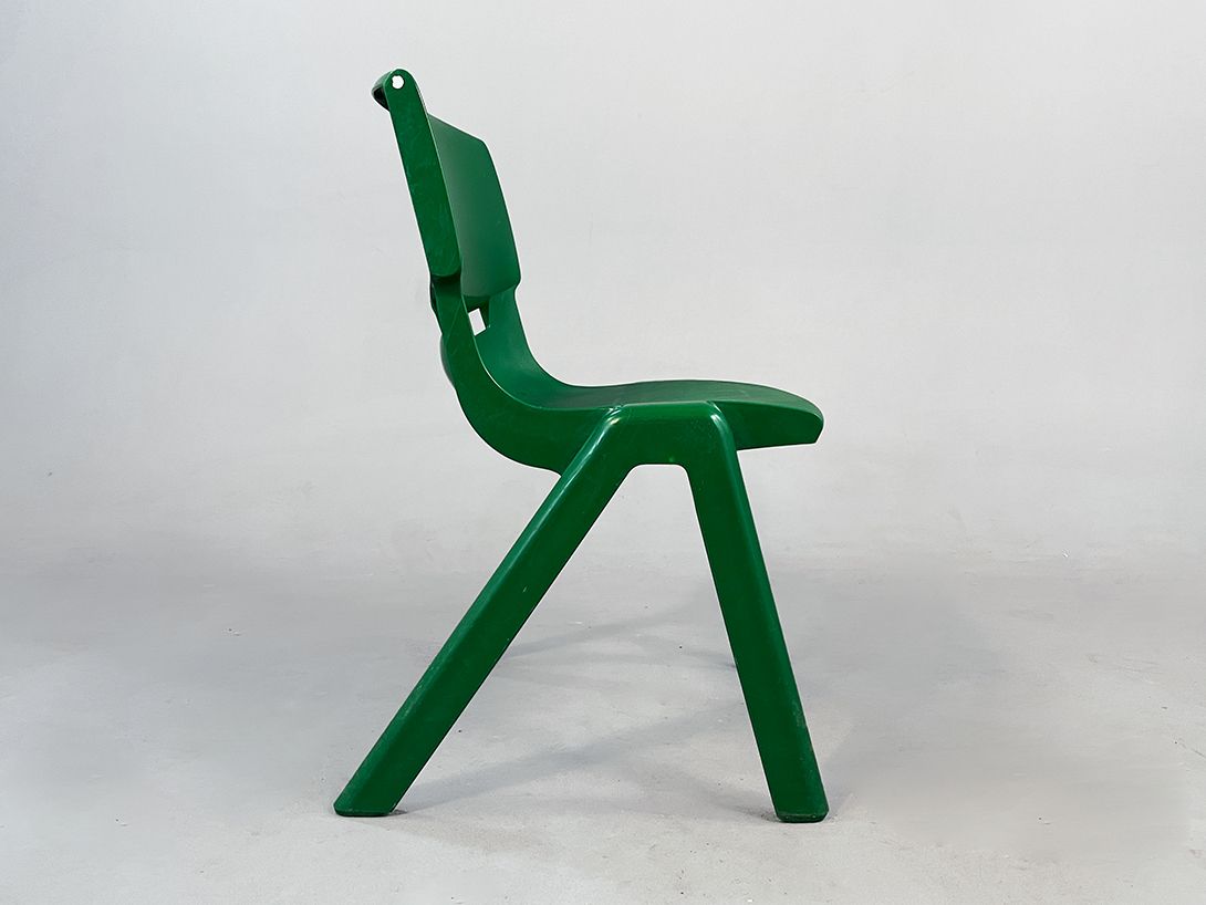 Foto Postura Stacking School Chair by Sebel