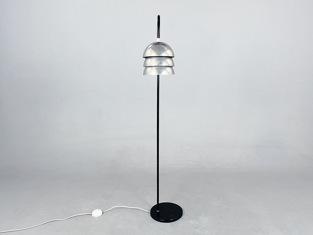 Foto Space Age Floor Lamp with Stepped Chrome Shade c3 h142