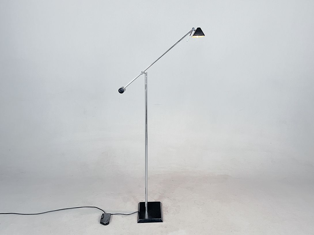 Foto Minimalistic Counterweight Floor Lamp h165 b3