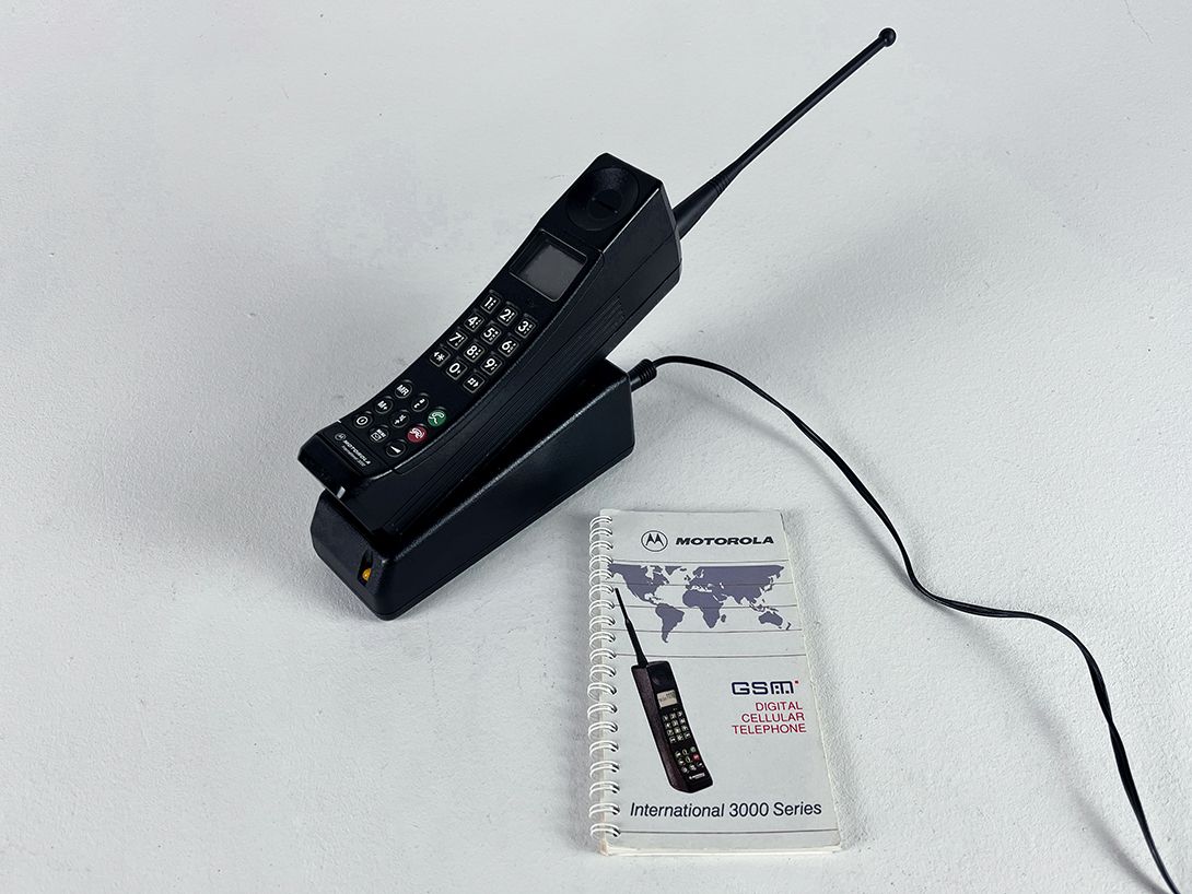 Foto Motorola GSM Digital Cellular Telephone International 3000 Series