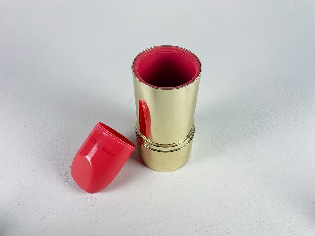 Foto Lipstick Shaped Champagne Cooler h34