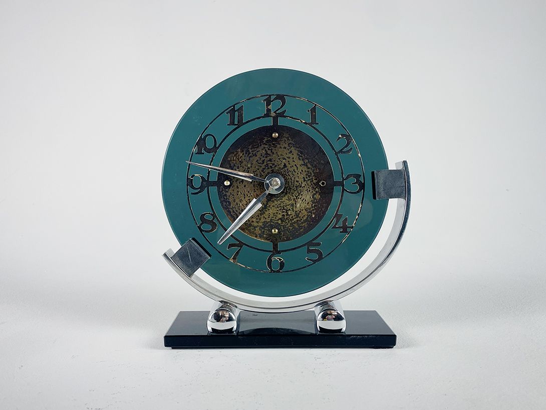 Foto Exceptional Art Deco Table Clock h25