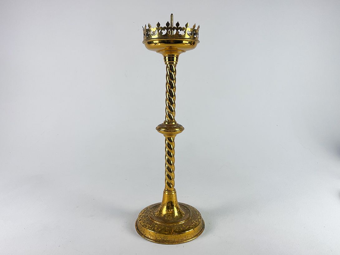 Foto Large Antique Brass Candlestick with Spiral Foot France h53