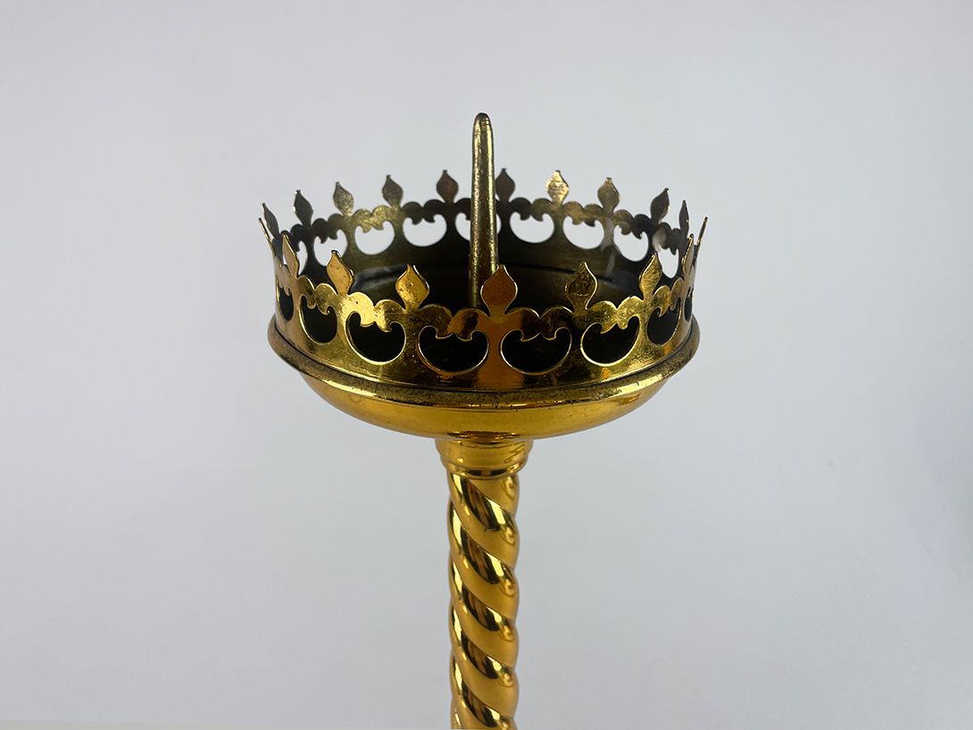 Foto Large Antique Brass Candlestick with Spiral Foot France h53