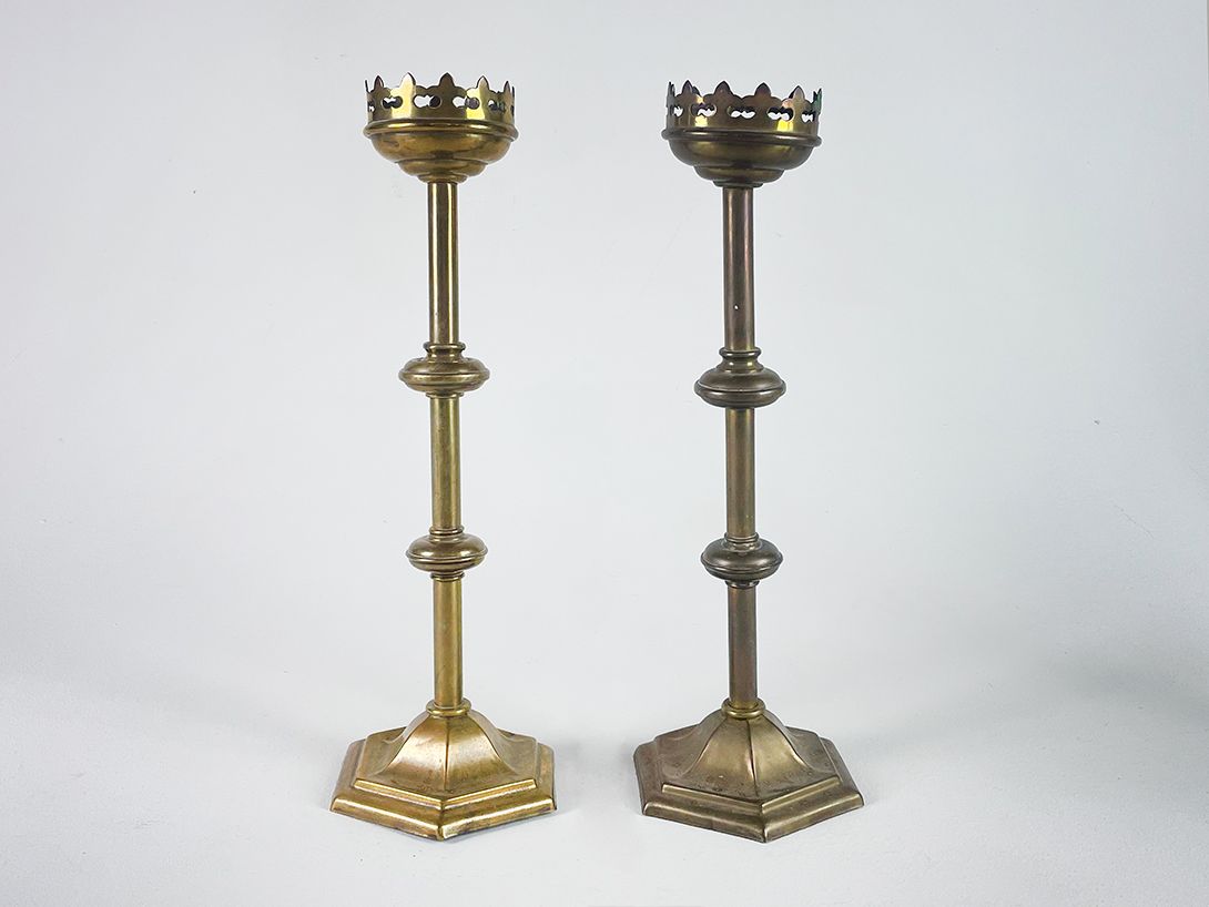 Foto Candlestick with Fleur de Lis Crown Brass h39