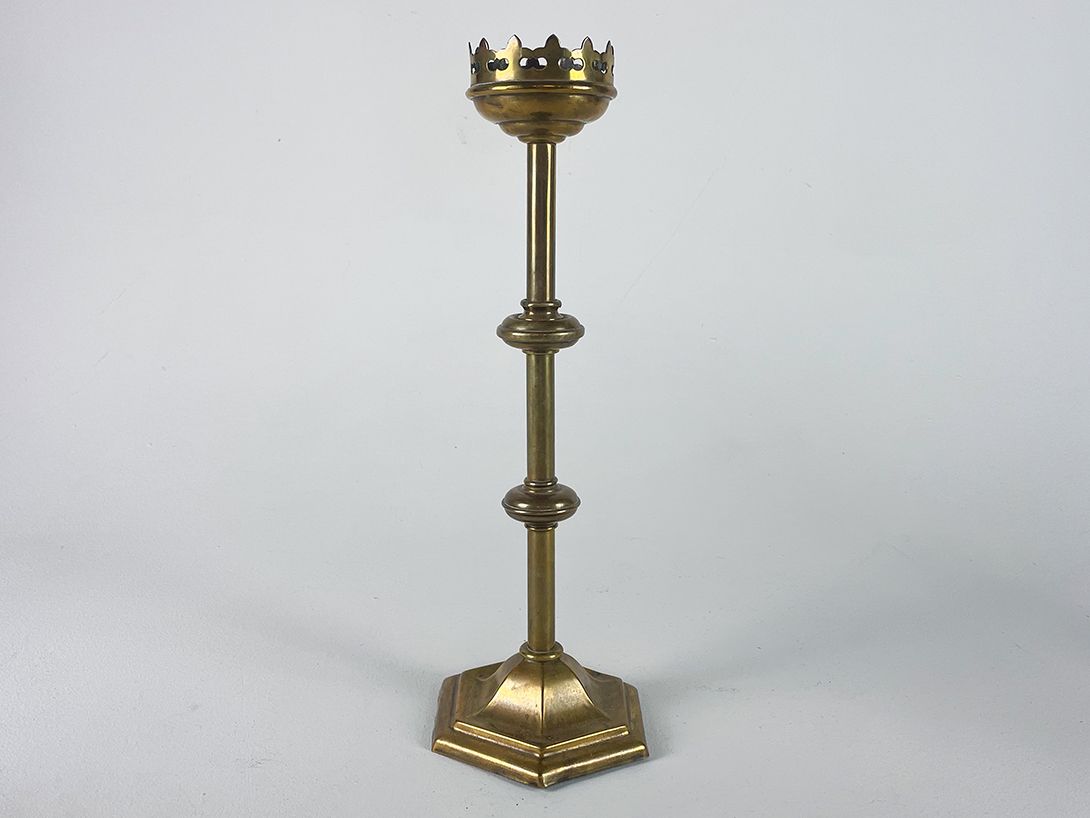 Foto Candlestick with Fleur de Lis Crown Brass h39
