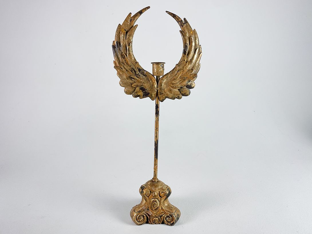 Foto Imposing Candle Holder with Golden Wings h46