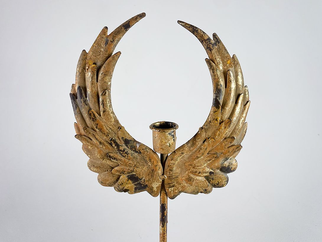 Foto Imposing Candle Holder with Golden Wings h46