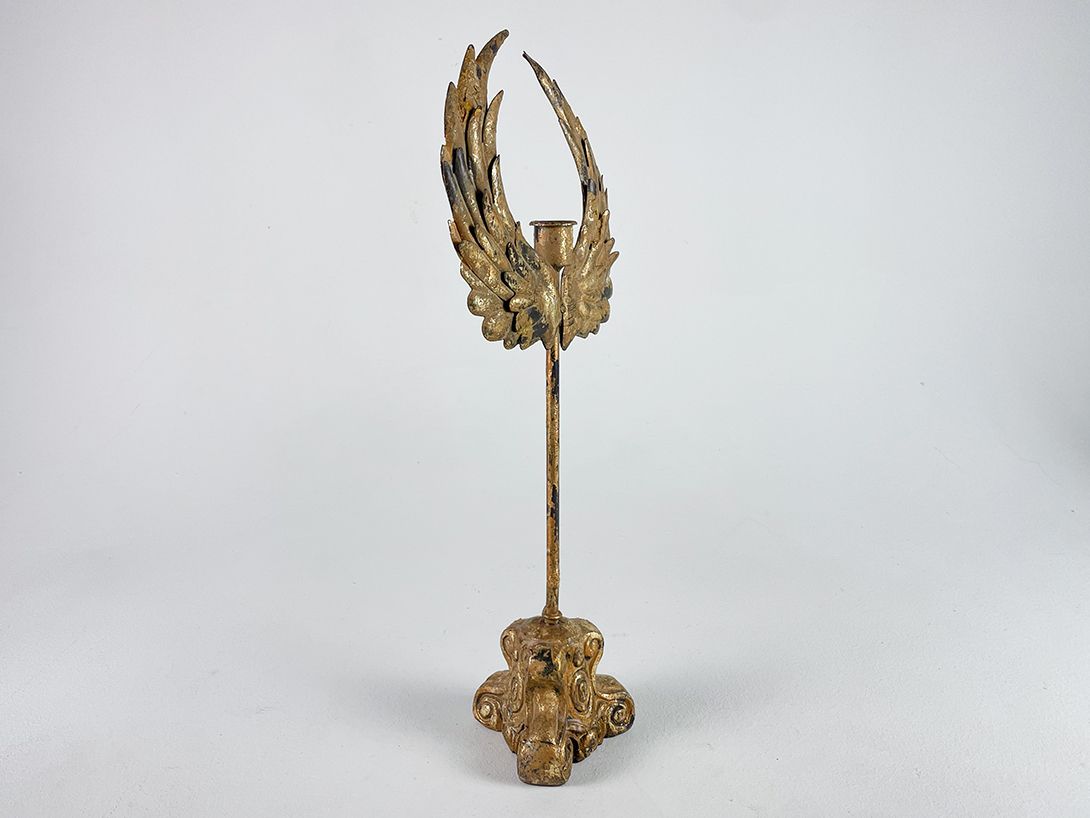 Foto Imposing Candle Holder with Golden Wings h46