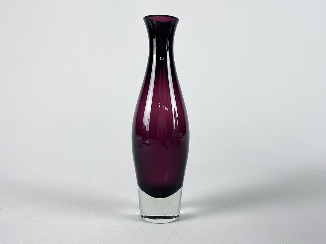 Foto Thick-walled Purple Aladin Vase Finland 1965 h23