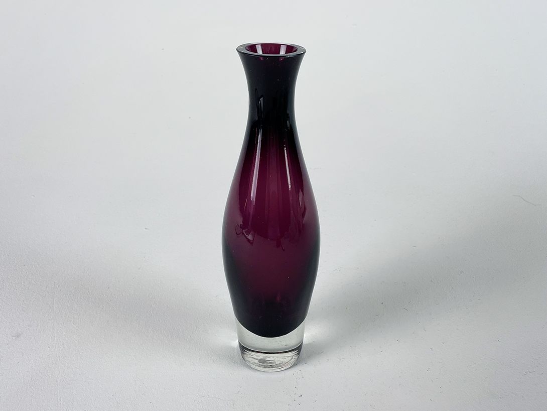 Foto Thick-walled Purple Aladin Vase Finland 1965 h23