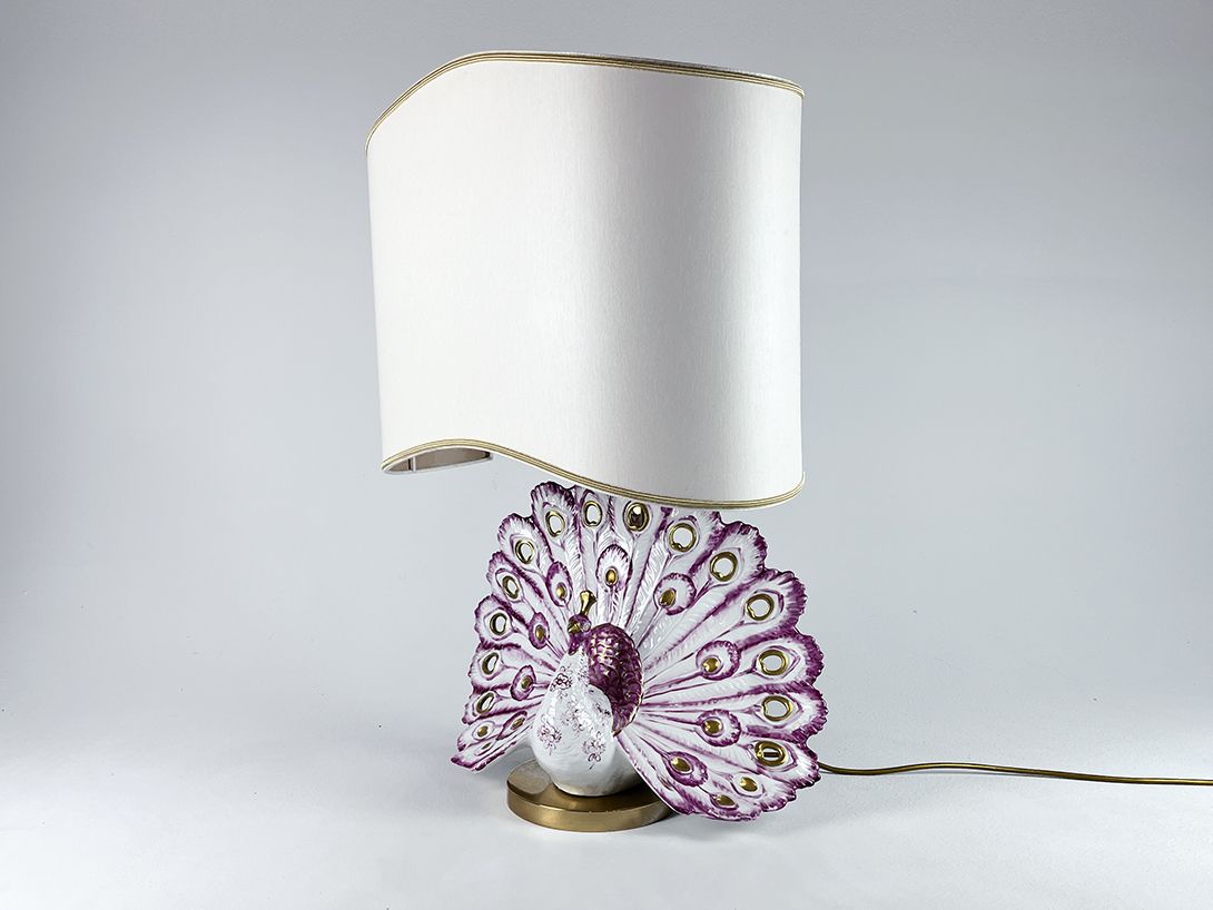 Foto Noble Table Lamp with Pink and Golden Porcelain Peacock h74