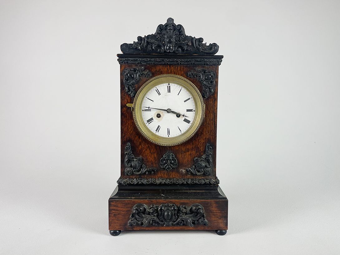 Foto Grandfather Mantel Clock with Elaborate Decorations h40