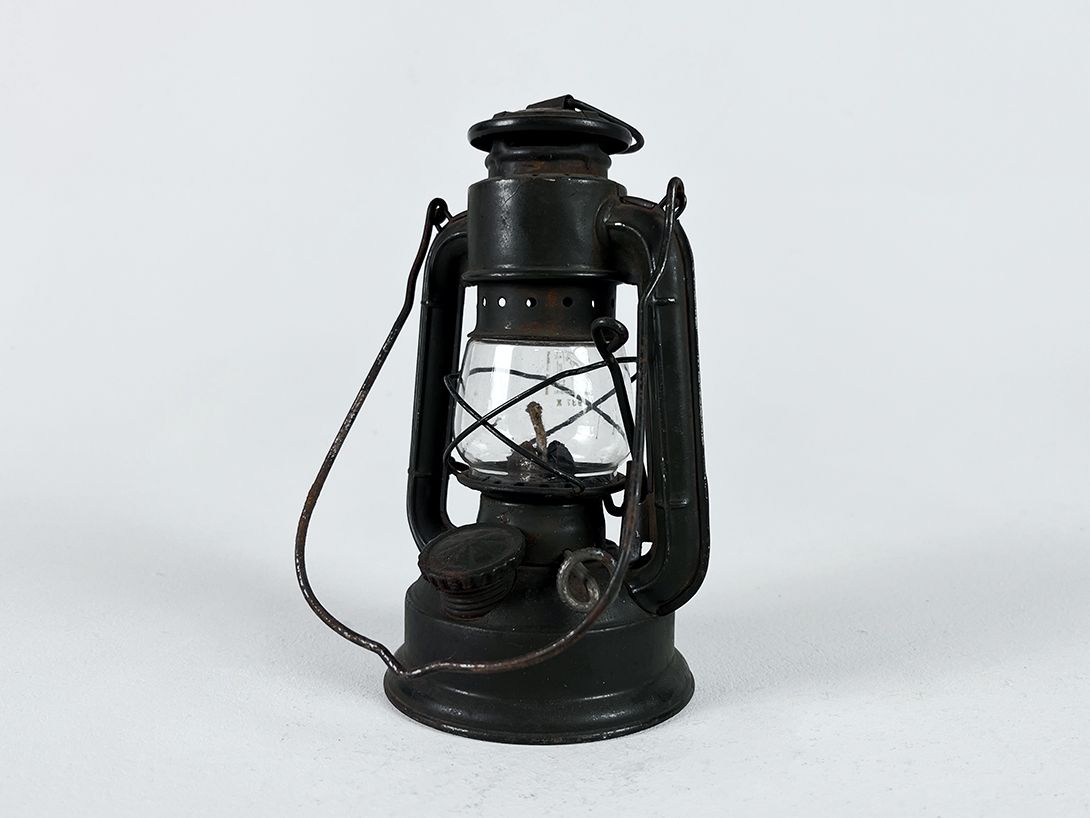Foto Rustic Oil Lamp Frowo Nr 45 Germany h17 RA1