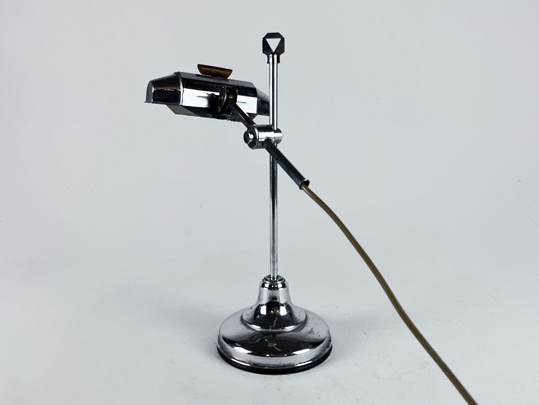 Foto French Chrome Table Lamp by Pirouett, Model Dactyl 1940s h26
