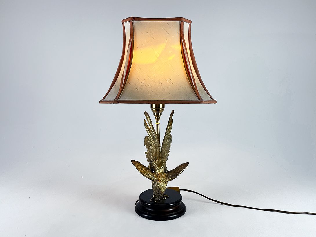 Foto Monumental Table Lamp with a Golden Rooster Standing on the Base h58