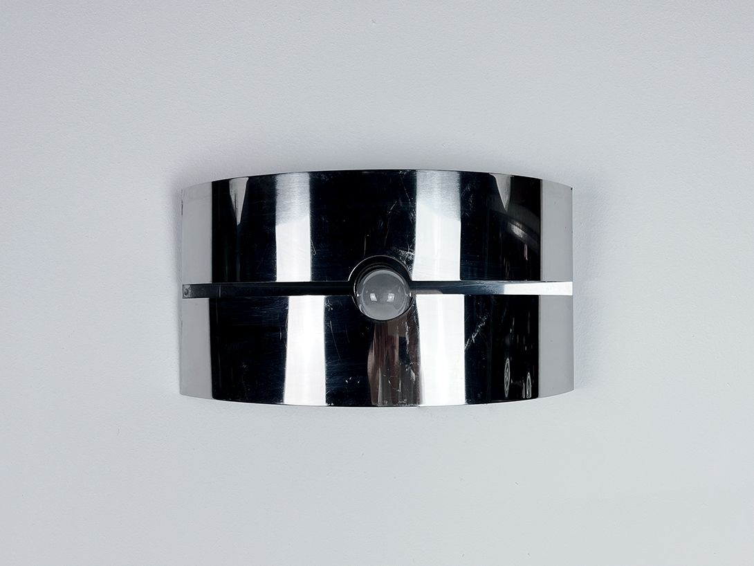 Foto Futuristic Space-Age Chromey Highly Reflective Wall Lamp w36