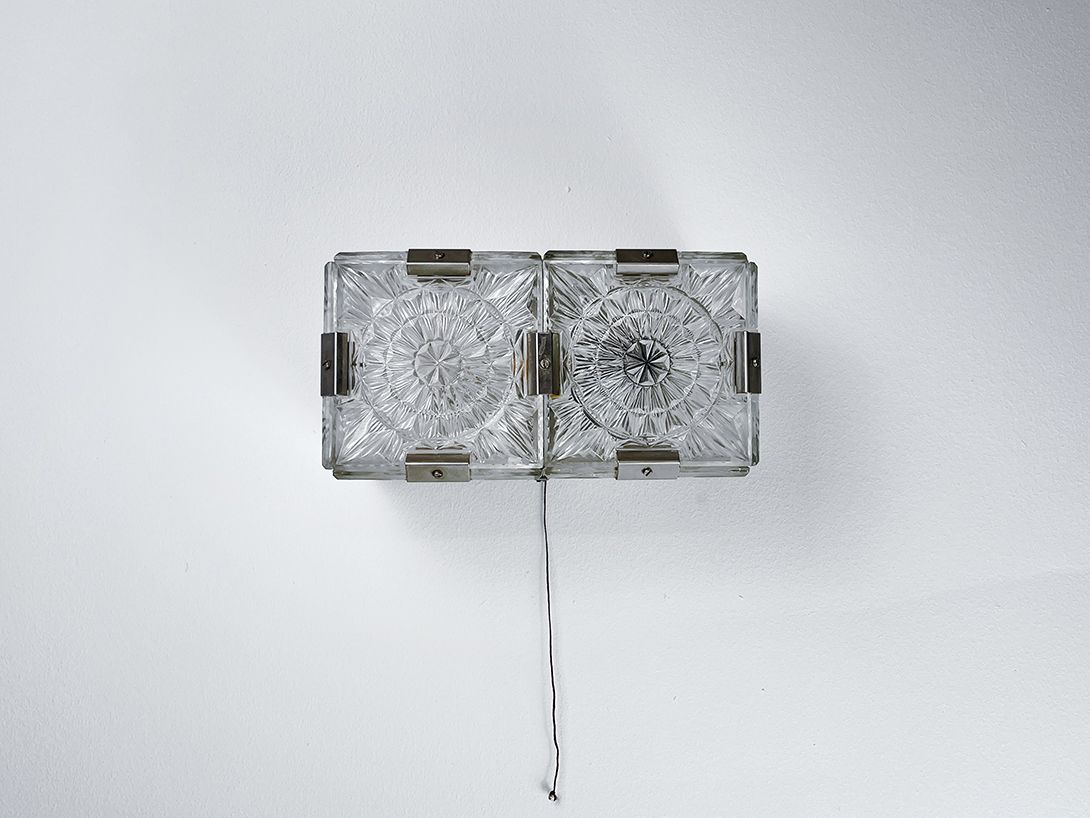 Foto Czechoslovakian Crystal Wall Lamp by Kamenický Šenov, 1970s