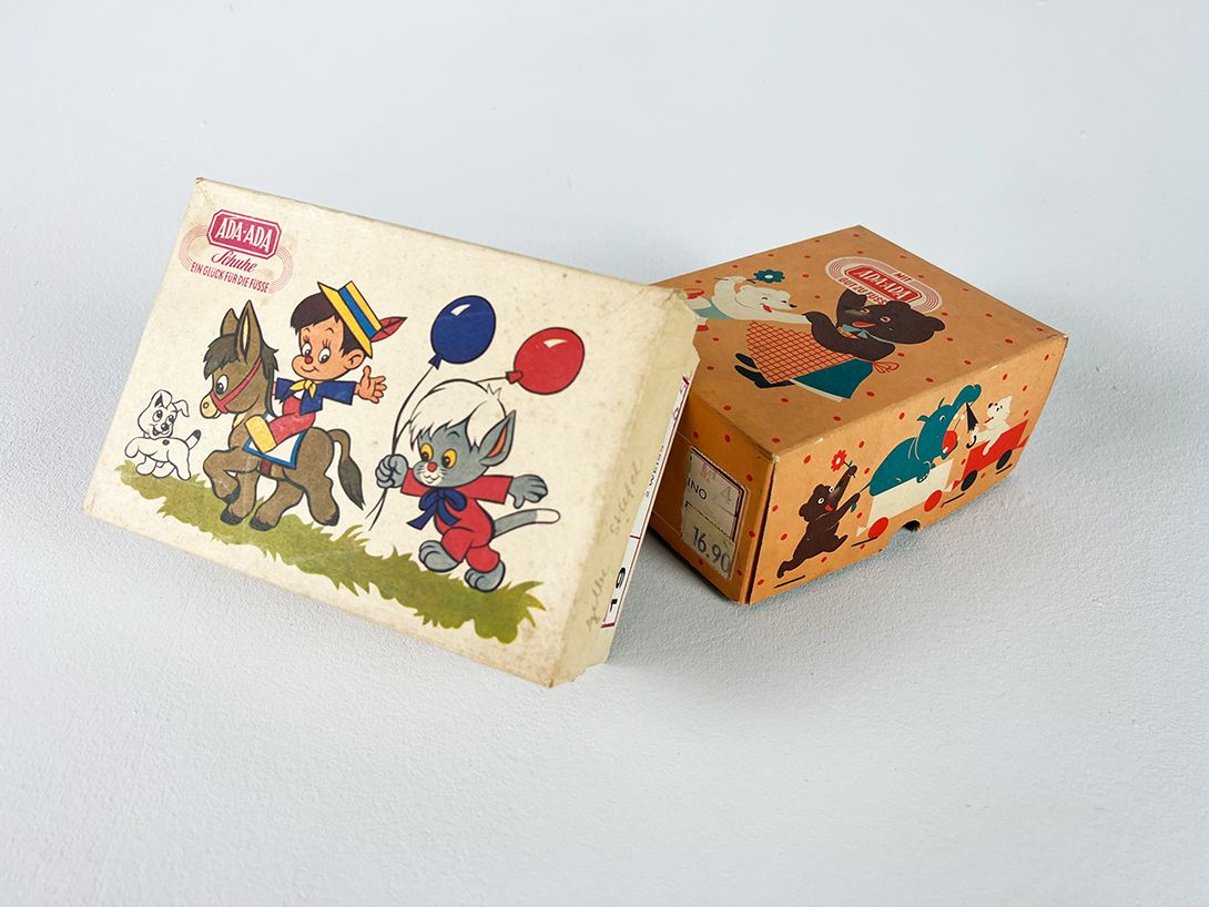 Foto 2 Shoe Boxes for Children Ada-Ada Bambino West Germany 1960 h7x26x12