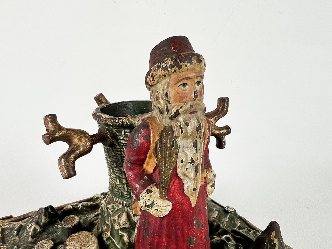 Foto Christmas Tree Stand with Santa Claus Germany 1890 h18x25x25