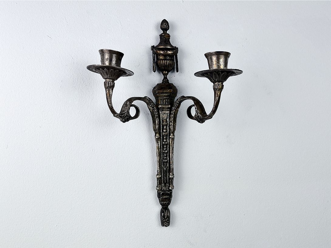 Foto Antique Gothic Cast Iron Wall Candle Holder, 1890s h32