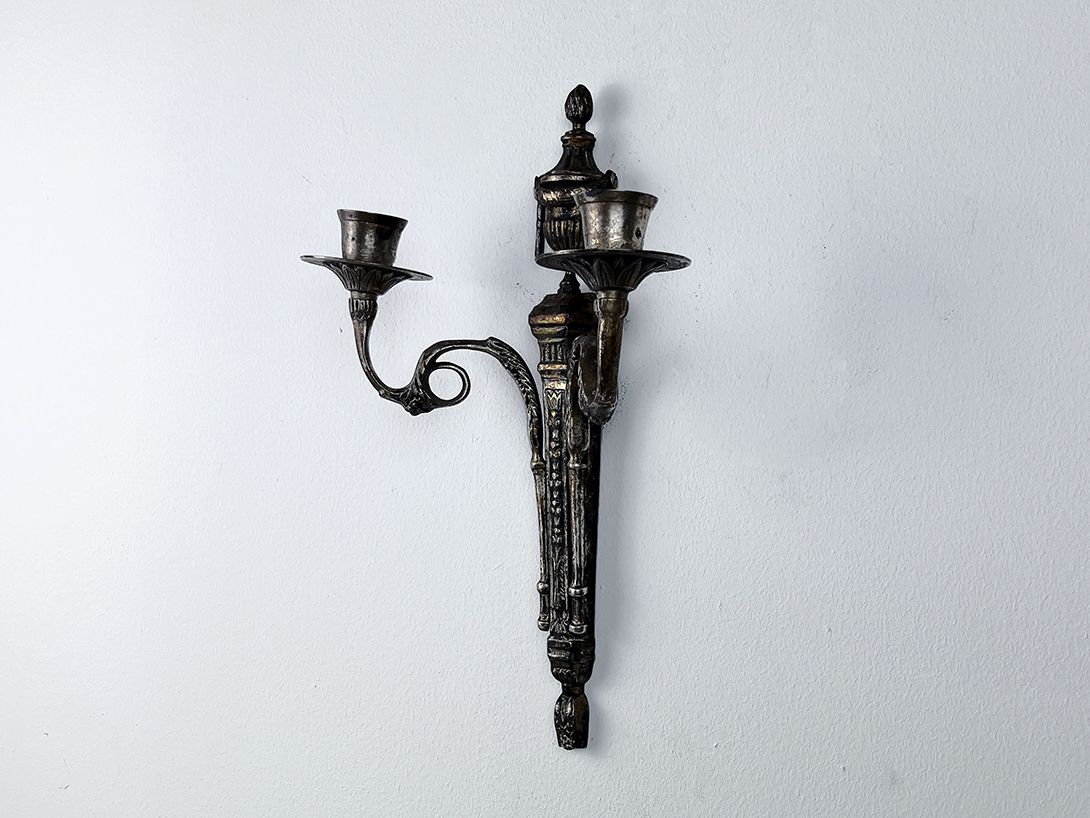 Foto Antique Gothic Cast Iron Wall Candle Holder, 1890s h32