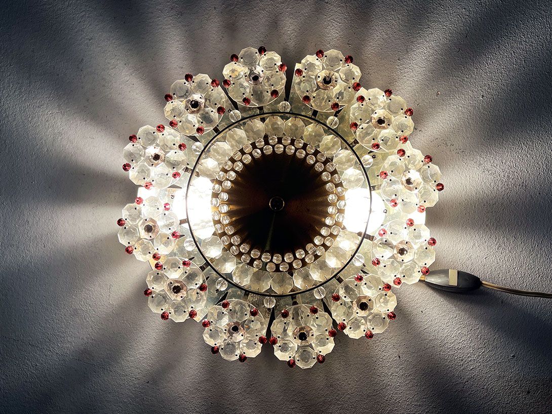 Foto Amazing Floral Crystal Wall Lamp by Palwa, 1950s