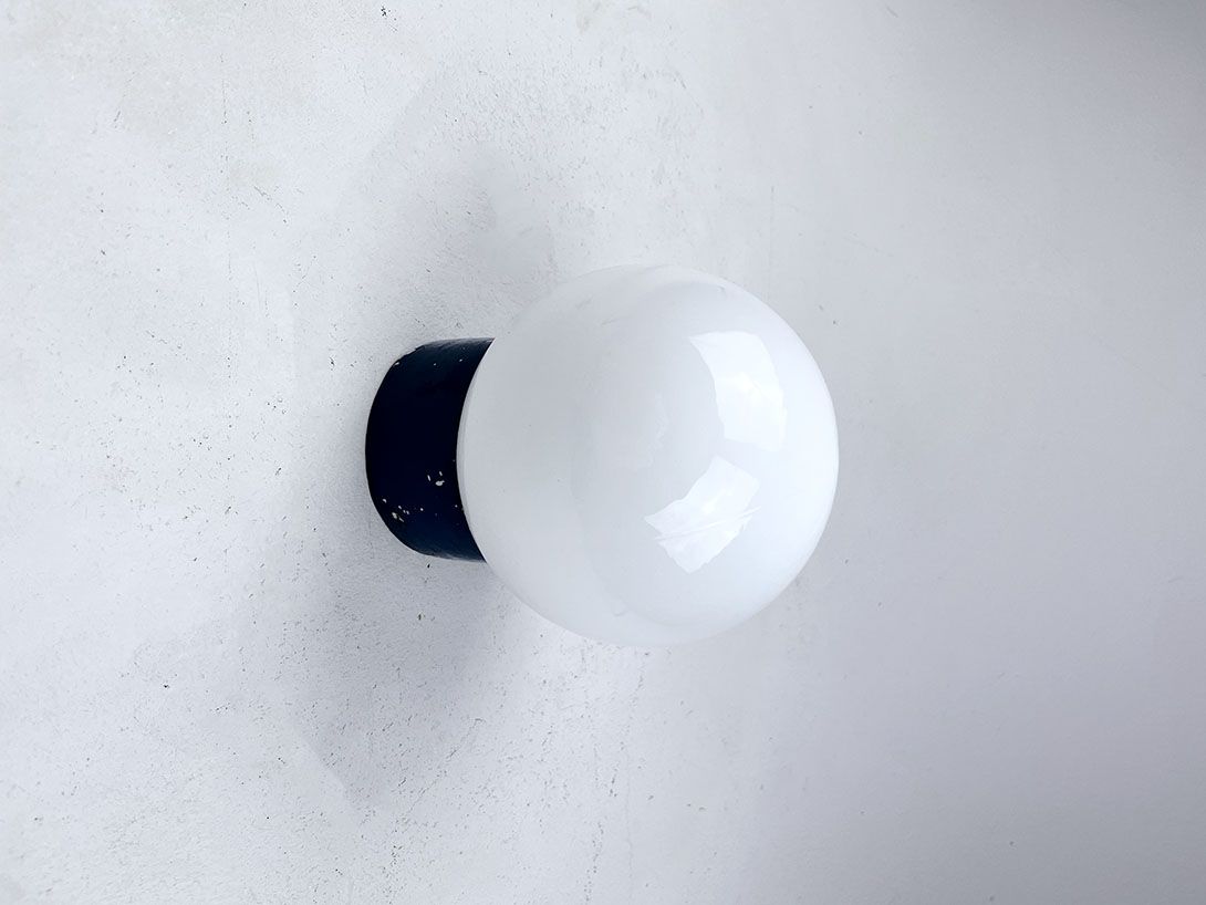 Foto Bakelite and Glass Wall Lamp, Czechoslovakia 1960s