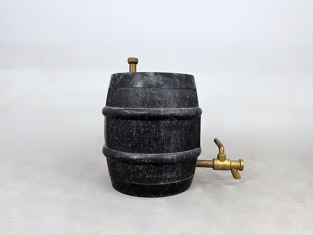 Foto Rustic Gaffel Beer Barrel with Tap Cologne h40