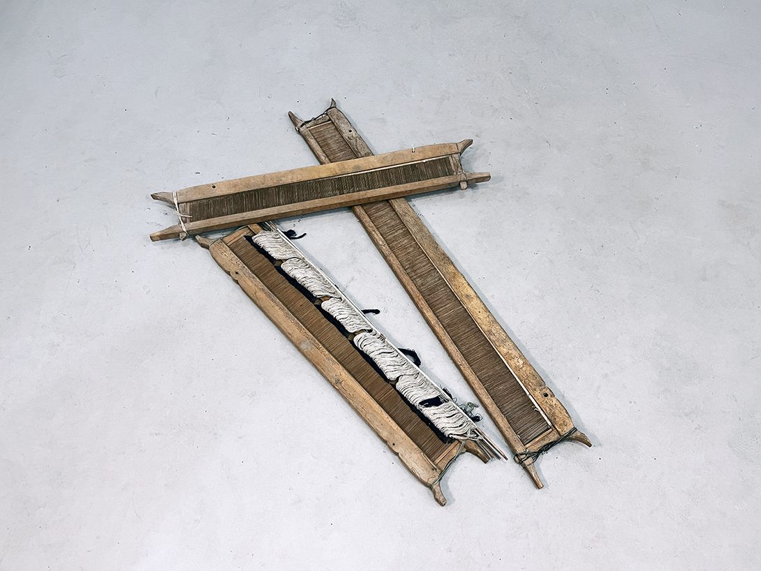 Foto Extremely Antique Weaving Equipment