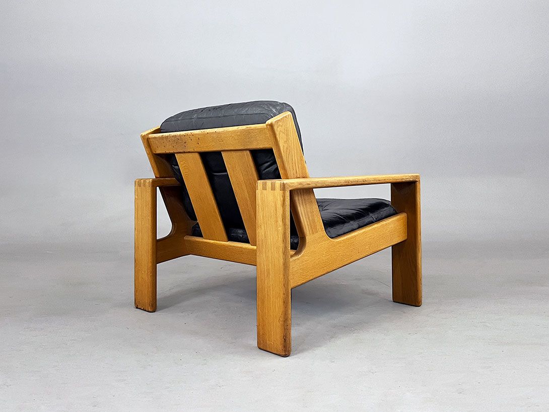 Foto Bonanza Leather Armchair by Esko Pyjamies 1966 Finland h75 sh40 *N