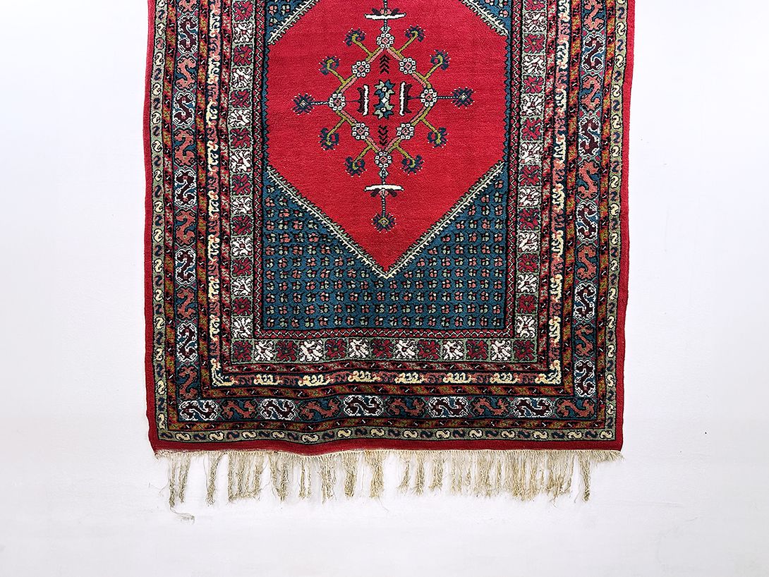 Foto Huge Red Persian Carpet with beautiful Flower Details L290x200