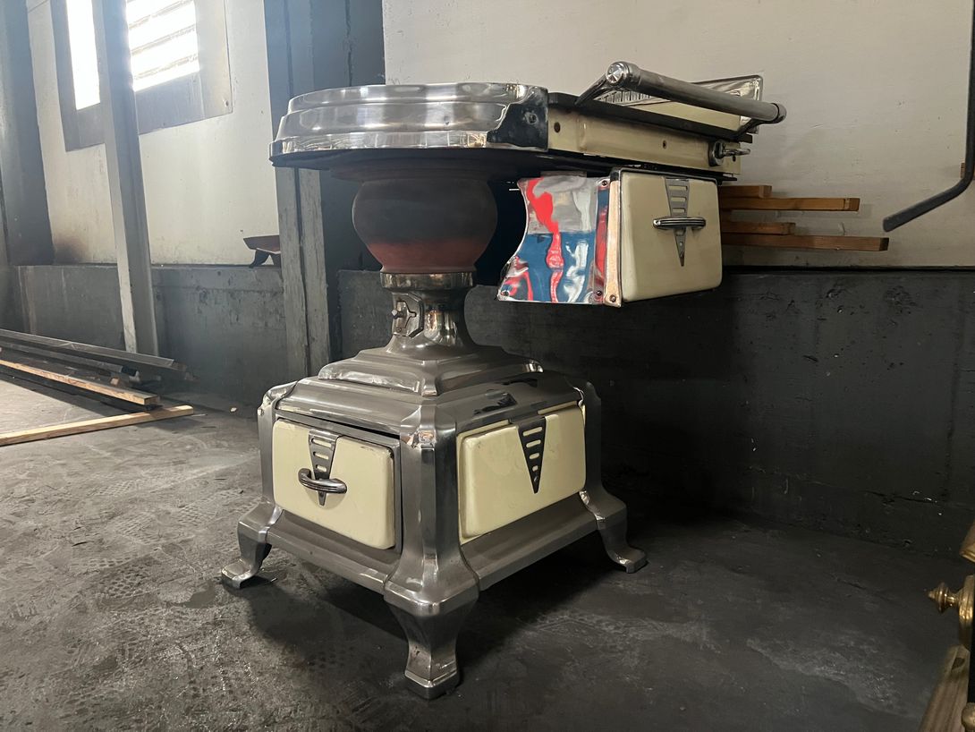 Foto Art Deco Oven Nickel Plated h85