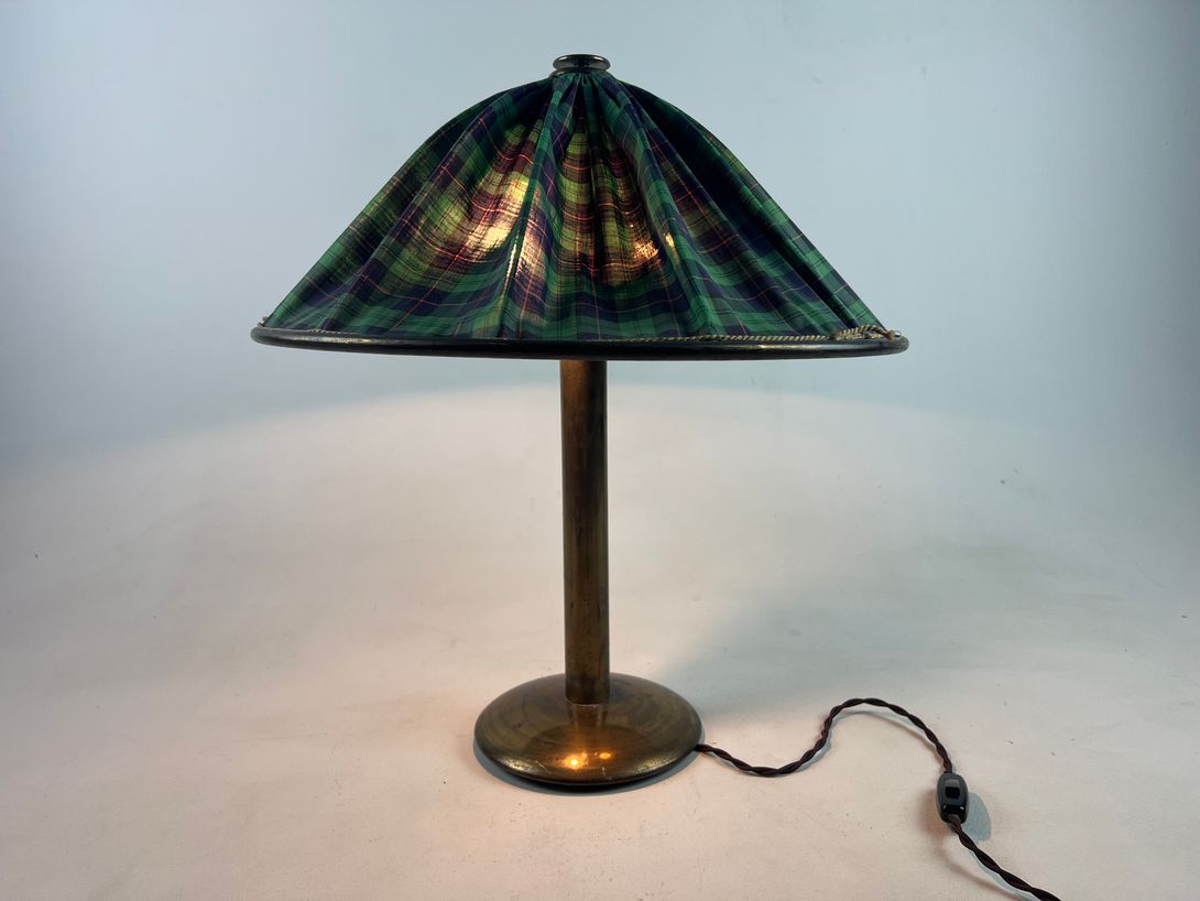 Foto British Table Lamp Scotland 1940 Brass&#038; Fabric
