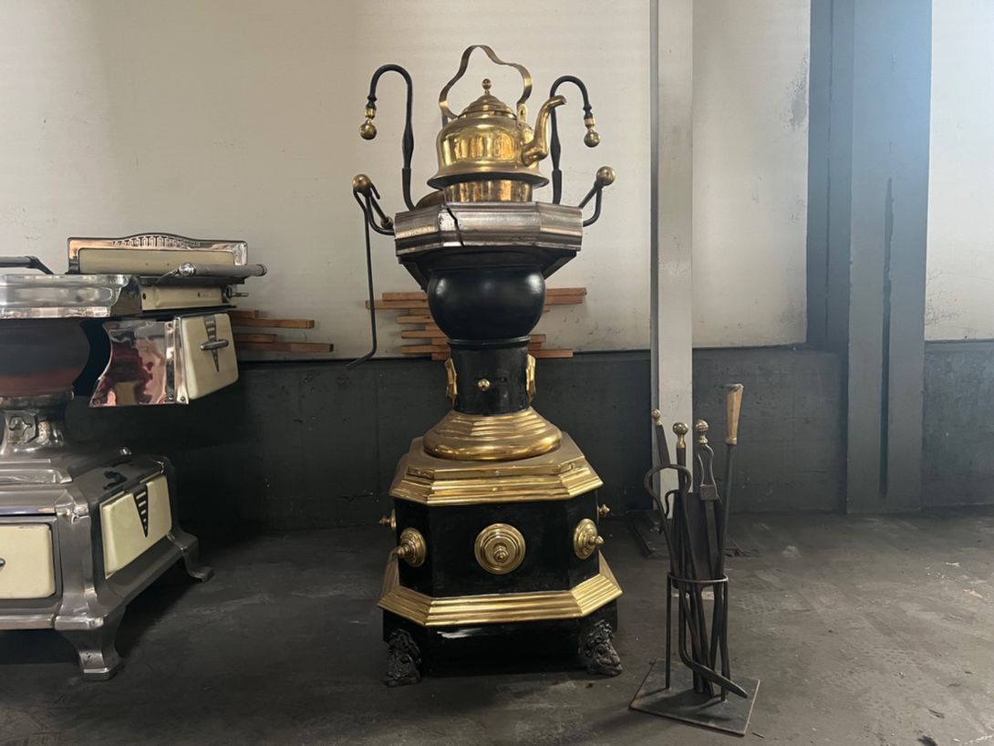Foto Wilhelminian Oven Brass h85