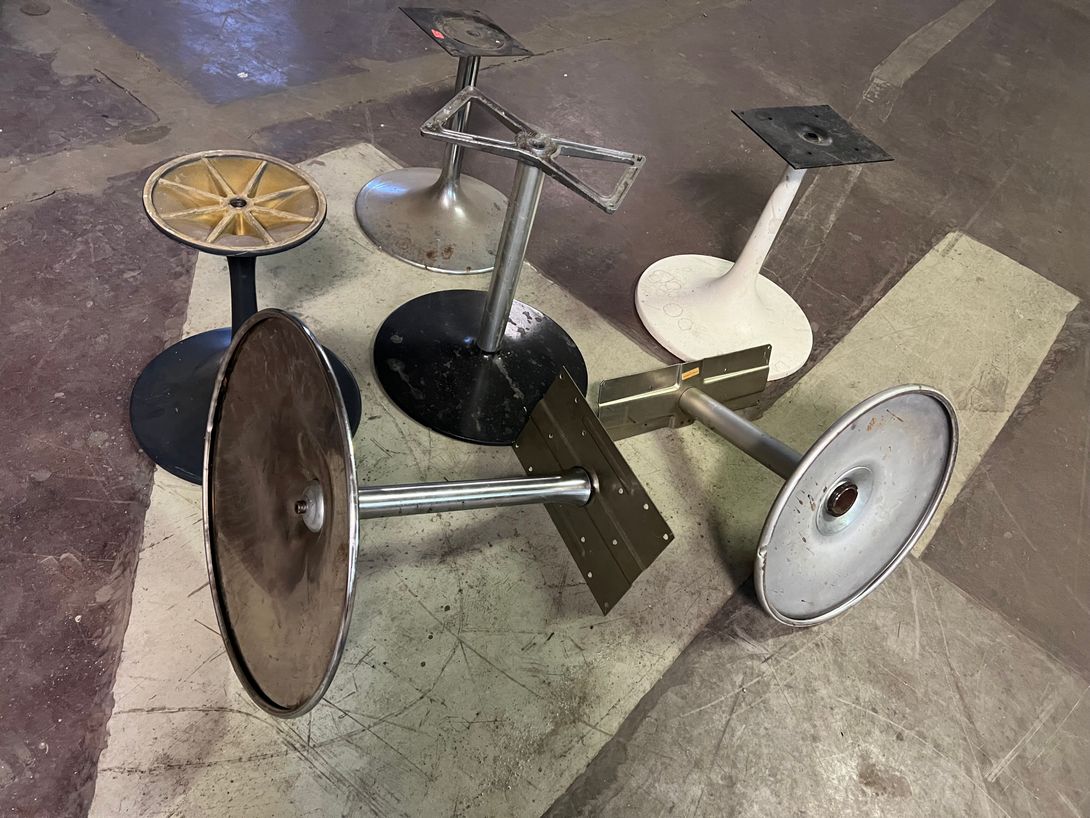 Foto Trumpet Bases for Seats &#038; TV Sets h42-47