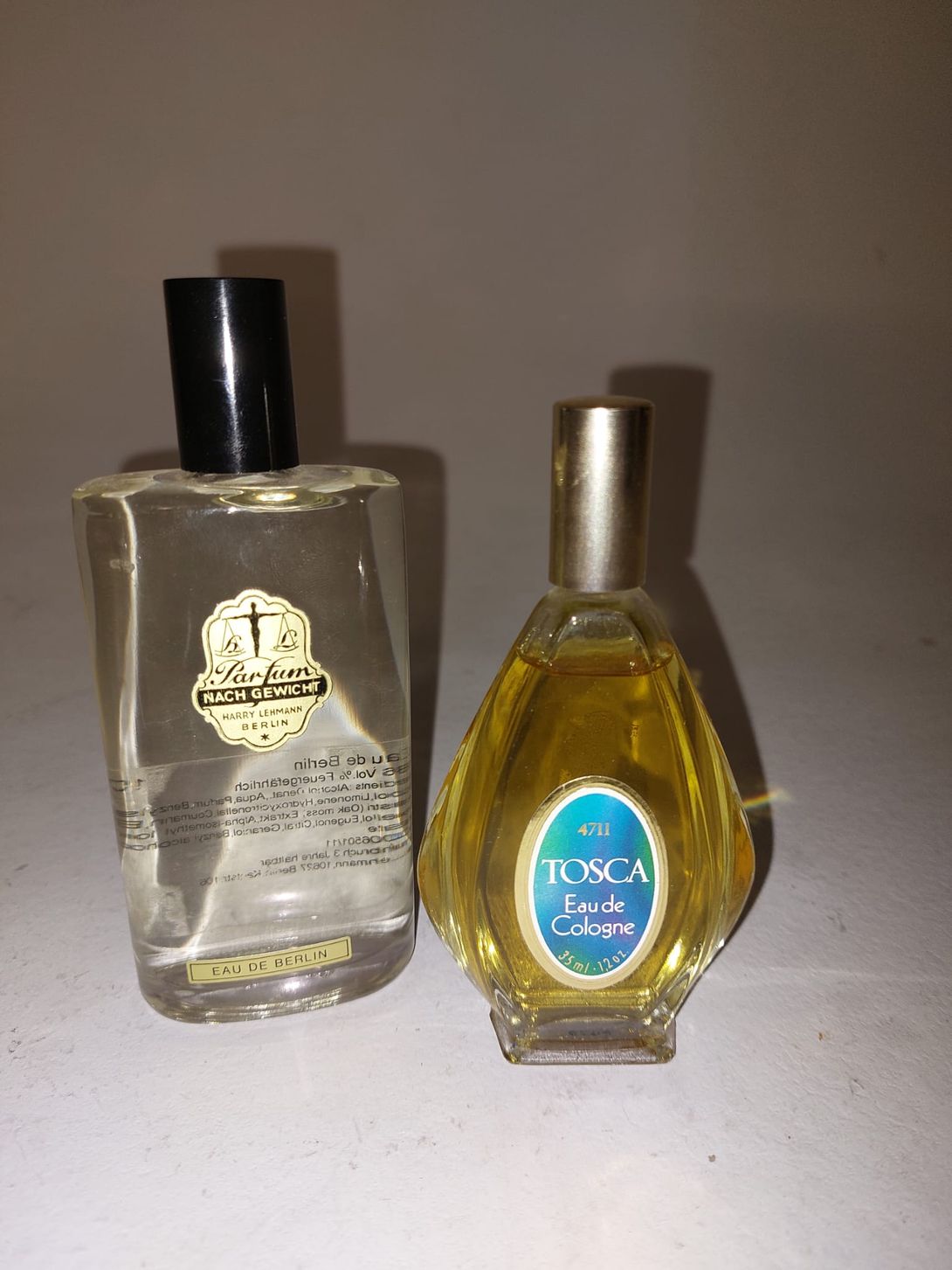 Foto Old Perfume Bottles for Decoration only!